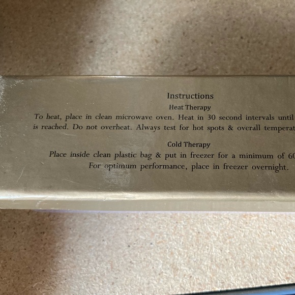 Cynthia Rowley Weighted Wrist Rest GIFT, PRESENT NEW in BOX - Picture 5 of 5